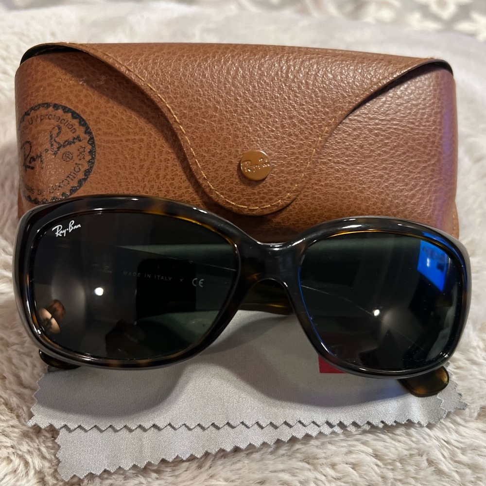 Ray-Ban sunglasses  Jackie Ohh